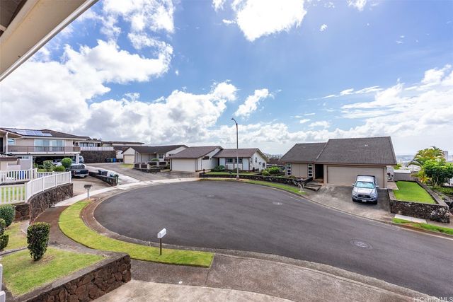 98-1848 Mikinolia Place, Aiea, HI 96701