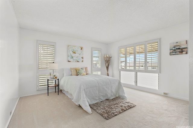 98-1848 Mikinolia Place, Aiea, HI 96701