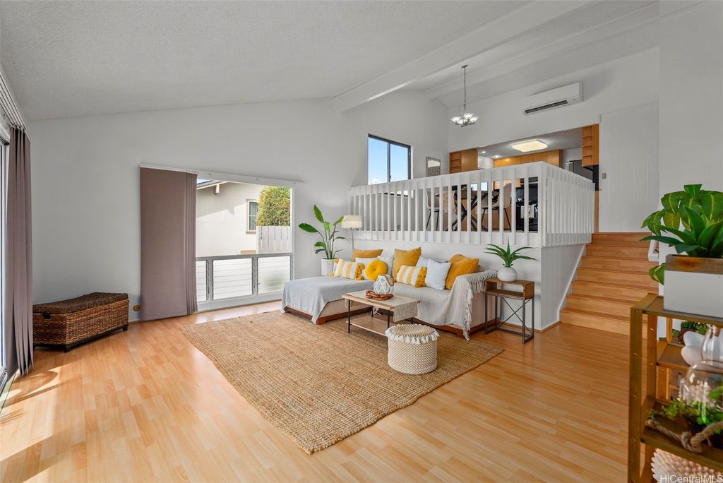 98-1848 Mikinolia Place, Aiea, HI 96701