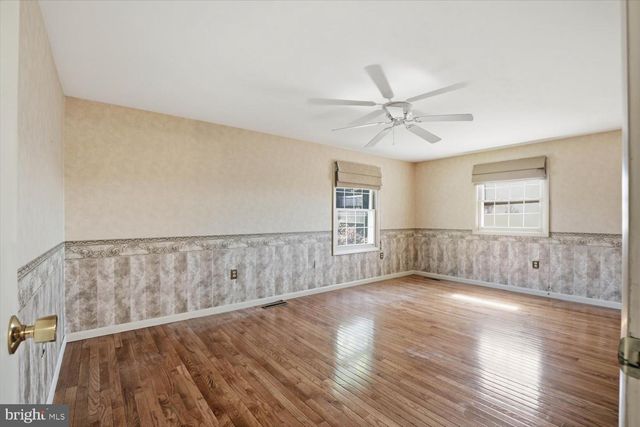 387 YORKTOWN RD, Hershey, PA 17033
