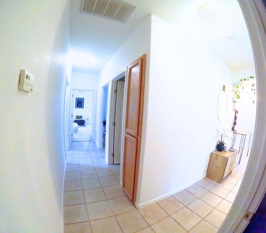 2054 Ajay DR, Roseville, CA 95678