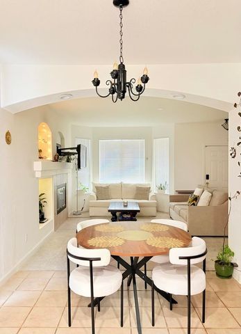 2054 Ajay DR, Roseville, CA 95678