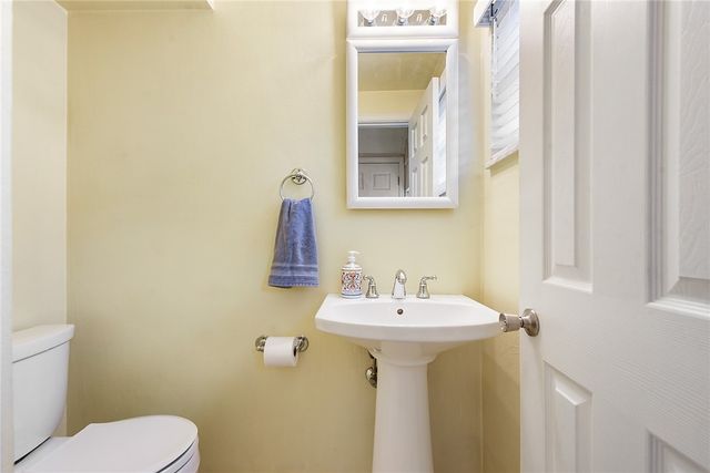 524 Rainier Dr, Plum Boro, PA 15239