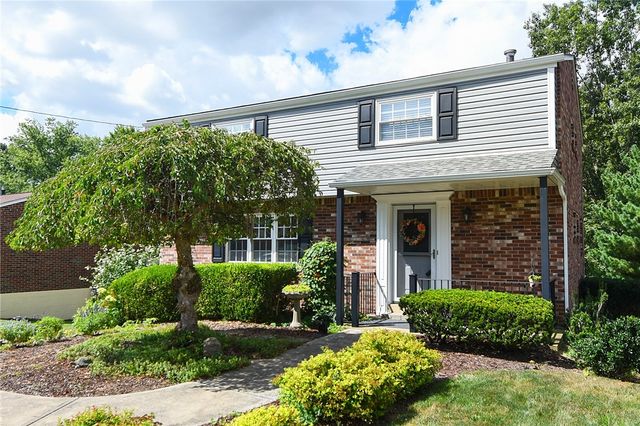 524 Rainier Dr, Plum Boro, PA 15239