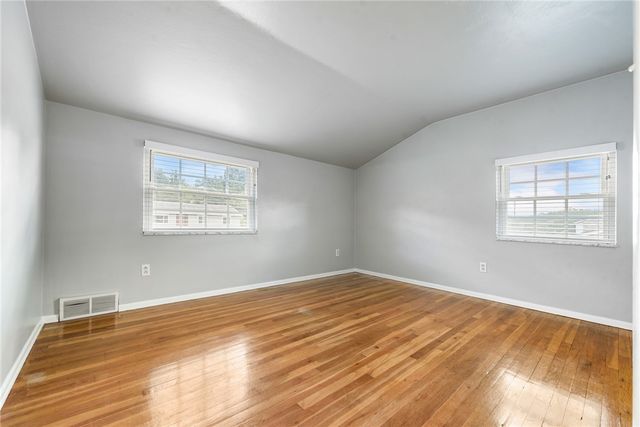 524 Rainier Dr, Plum Boro, PA 15239