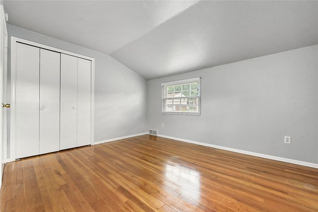 524 Rainier Dr, Plum Boro, PA 15239