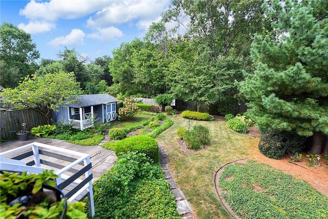 524 Rainier Dr, Plum Boro, PA 15239