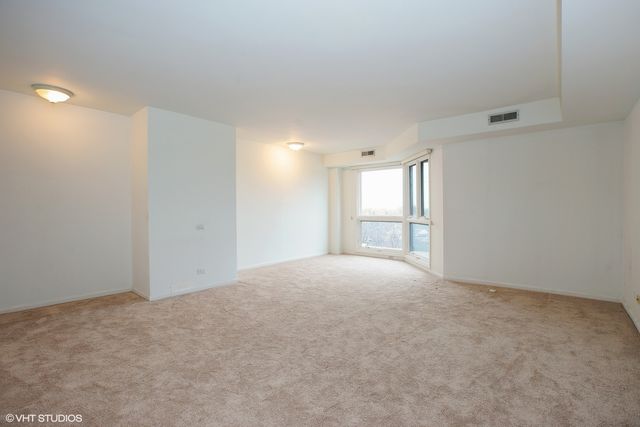 3700 N Lake Shore Drive 708, Chicago, IL 60613
