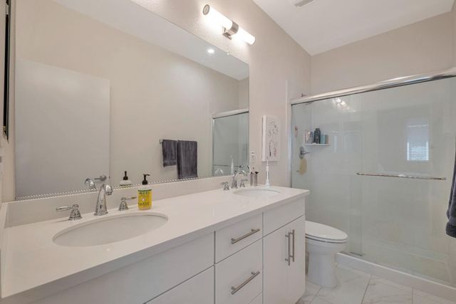 198 Log Pond Ln, Sacramento, CA 95818