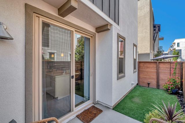 198 Log Pond Ln, Sacramento, CA 95818