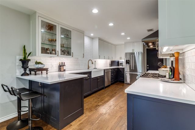 6046 Steamboat Drive, Dallas, TX 75230