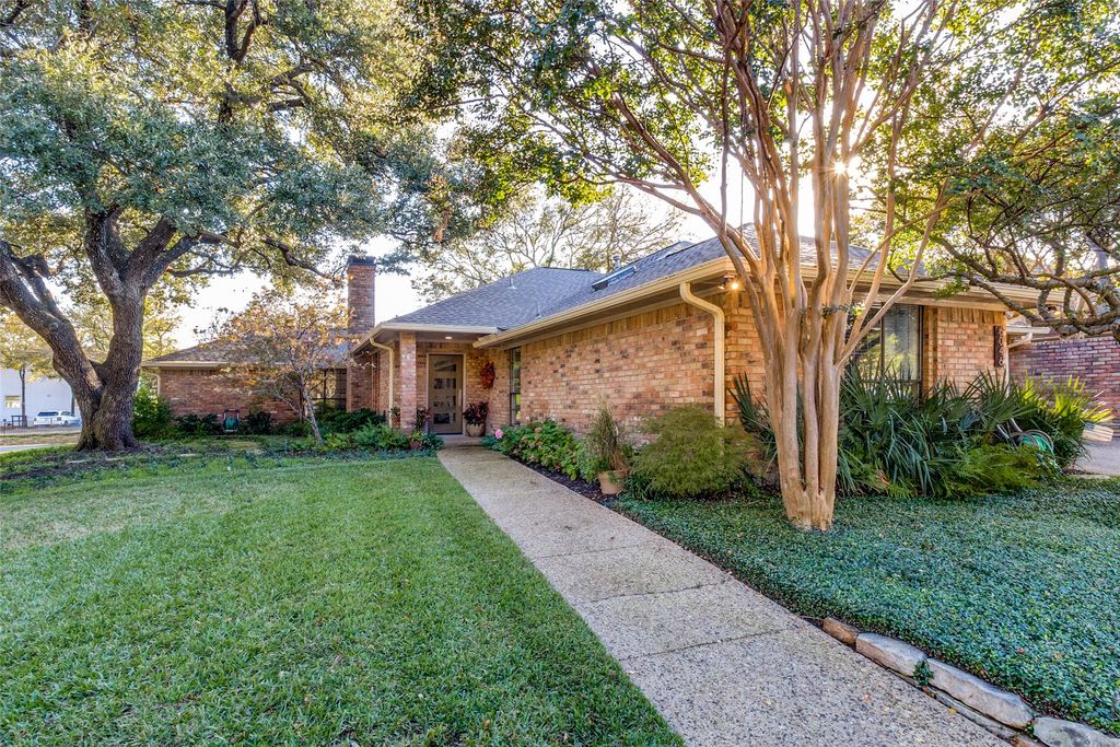 6046 Steamboat Drive, Dallas, TX 75230
