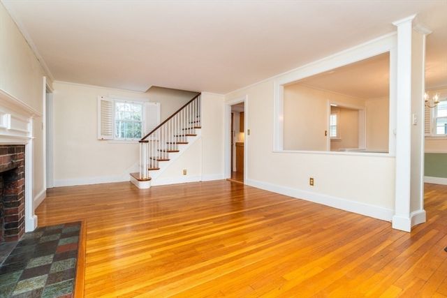 39 Chellman St, Boston, MA 02132