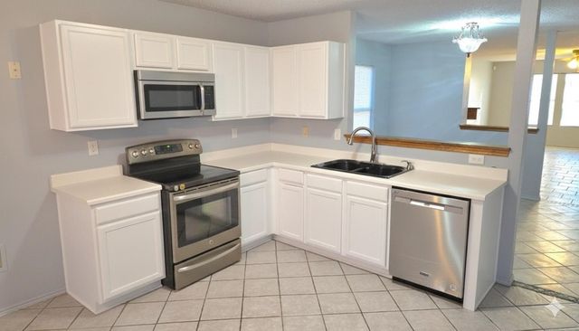 1330 Blazing Star Trail, Burleson, TX 76028