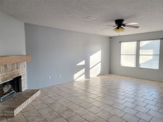 1330 Blazing Star Trail, Burleson, TX 76028