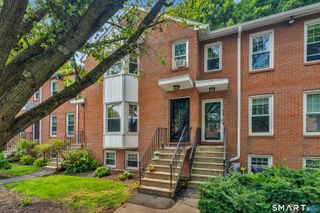 904 1/2 State Street 9, New Haven, CT 06511