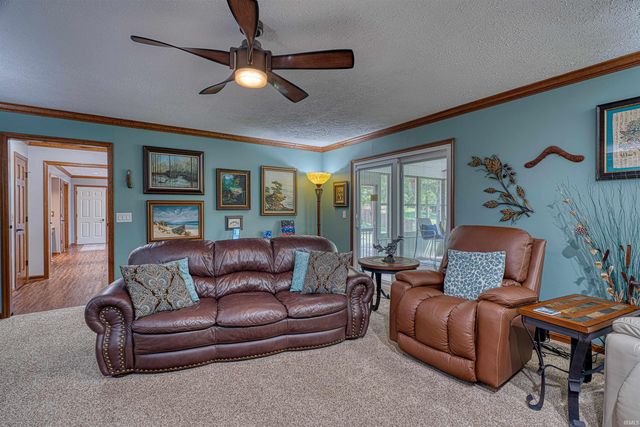 5666 N Cypress Street, Newburgh, IN 47630