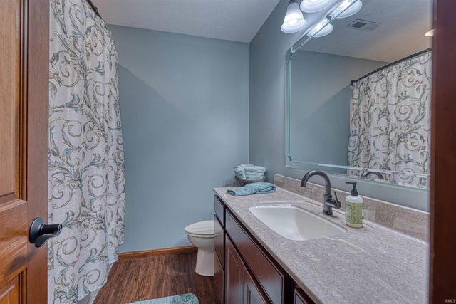 5666 N Cypress Street, Newburgh, IN 47630
