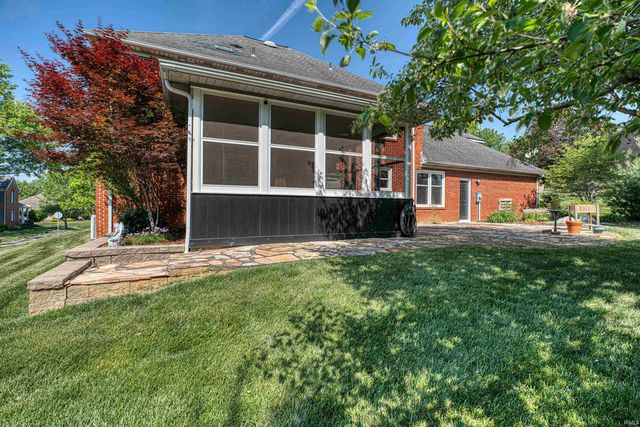 5666 N Cypress Street, Newburgh, IN 47630