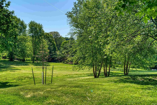 5666 N Cypress Street, Newburgh, IN 47630