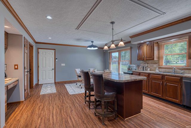 5666 N Cypress Street, Newburgh, IN 47630