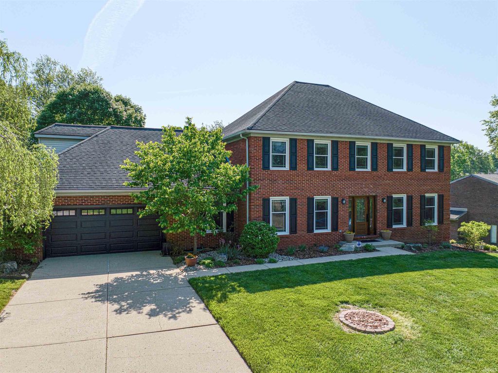 5666 N Cypress Street, Newburgh, IN 47630