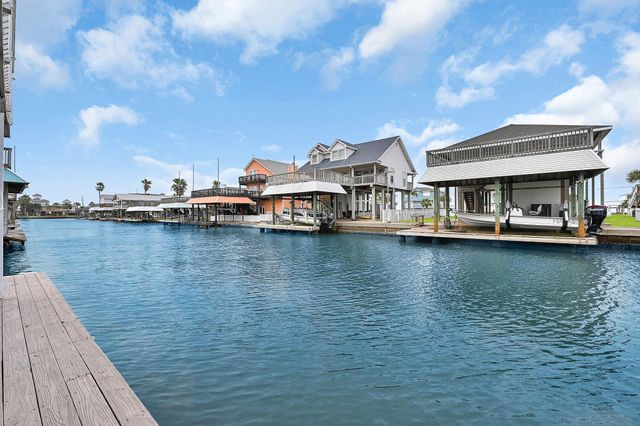 22110 Deaf P Smith Drive, Galveston, TX 77554