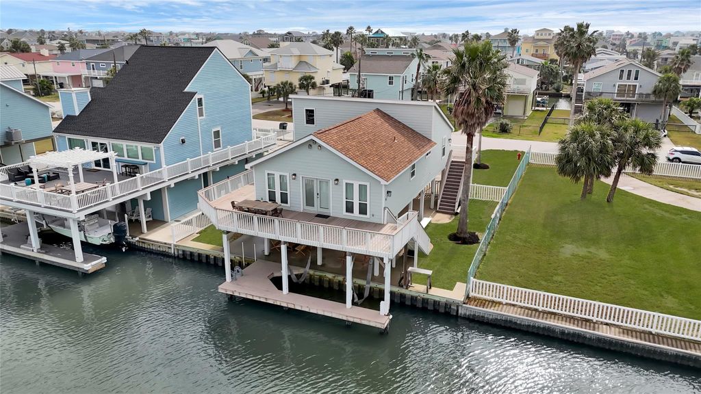 22110 Deaf P Smith Drive, Galveston, TX 77554