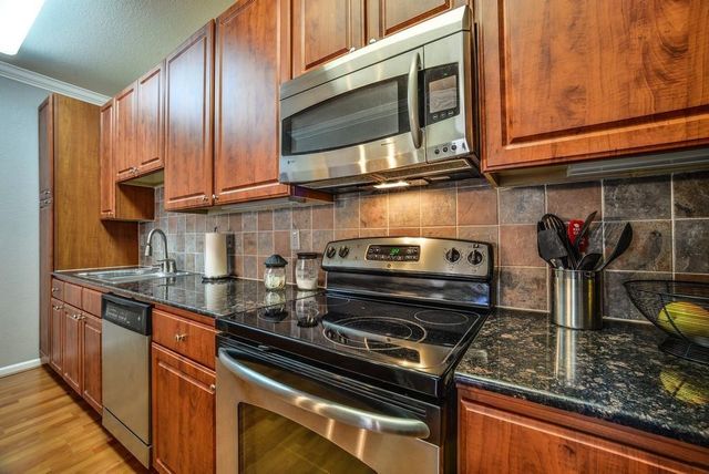 1711 Old Spanish 409, Houston, TX 77054