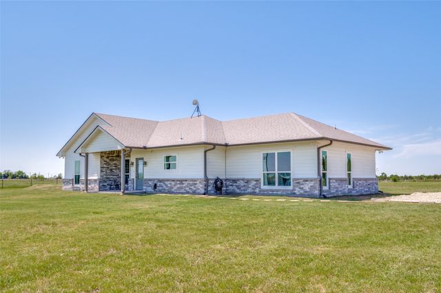 475 County Road 4930, Leonard, TX 75452