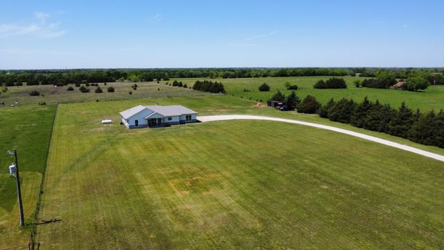 475 County Road 4930, Leonard, TX 75452