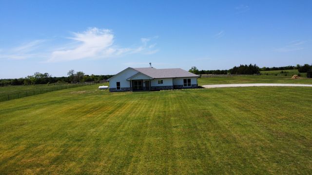 475 County Road 4930, Leonard, TX 75452