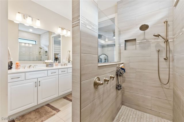 6787 Pennyroyal DR, Naples, FL 34114