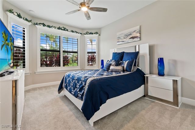 6787 Pennyroyal DR, Naples, FL 34114