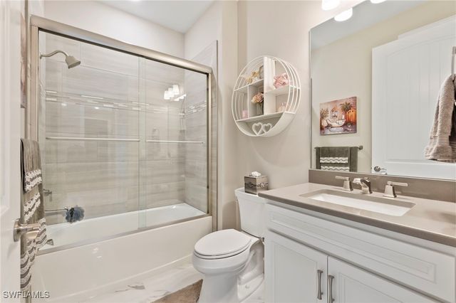 6787 Pennyroyal DR, Naples, FL 34114