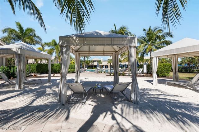 6787 Pennyroyal DR, Naples, FL 34114