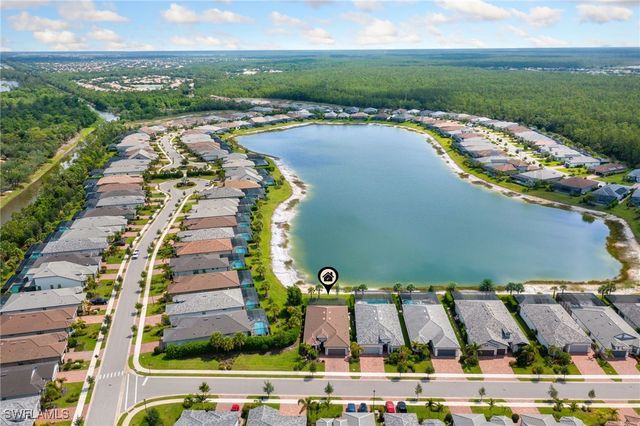 6787 Pennyroyal DR, Naples, FL 34114