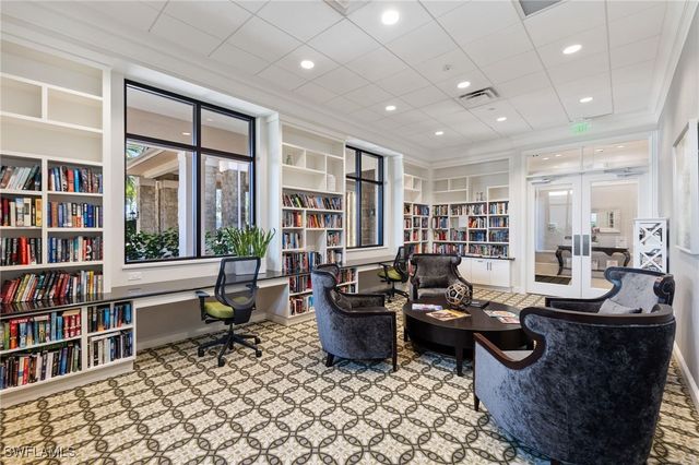 6787 Pennyroyal DR, Naples, FL 34114