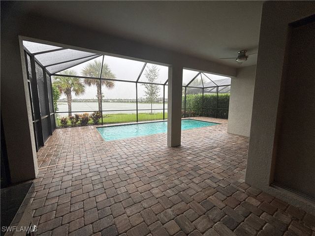 6787 Pennyroyal DR, Naples, FL 34114