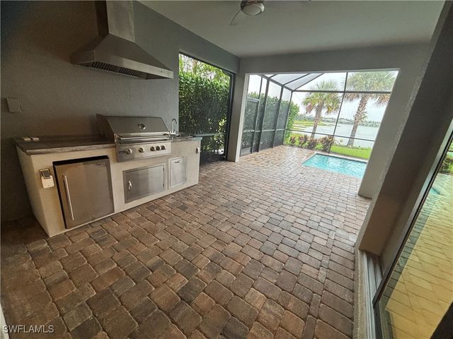 6787 Pennyroyal DR, Naples, FL 34114