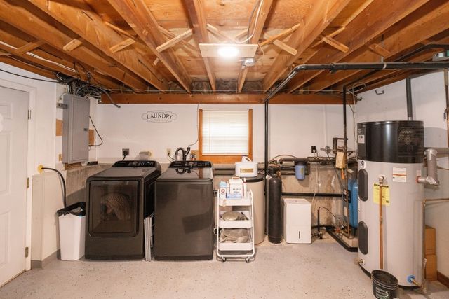 14 Old Village Rd, Sturbridge, MA 01566