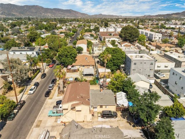 11234 Hatteras, North Hollywood, CA 91601