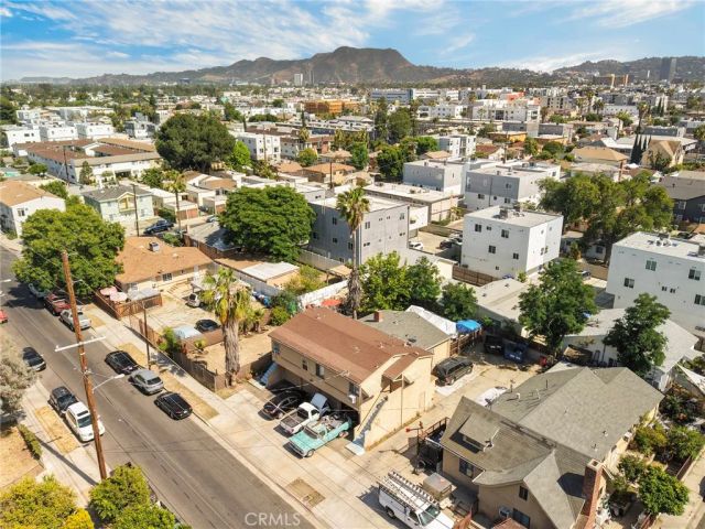 11234 Hatteras, North Hollywood, CA 91601