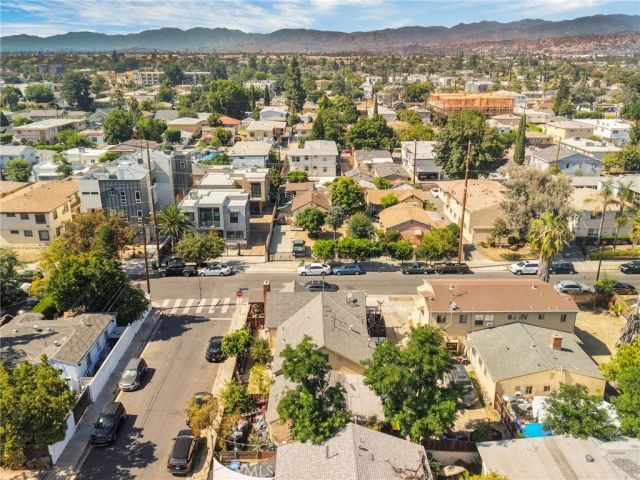 11234 Hatteras, North Hollywood, CA 91601