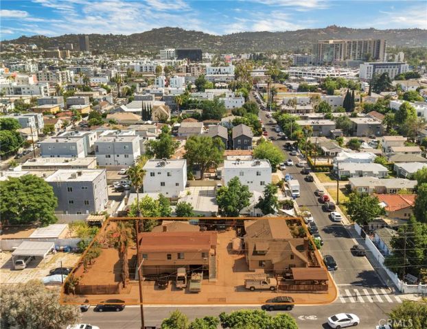 11234 Hatteras, North Hollywood, CA 91601