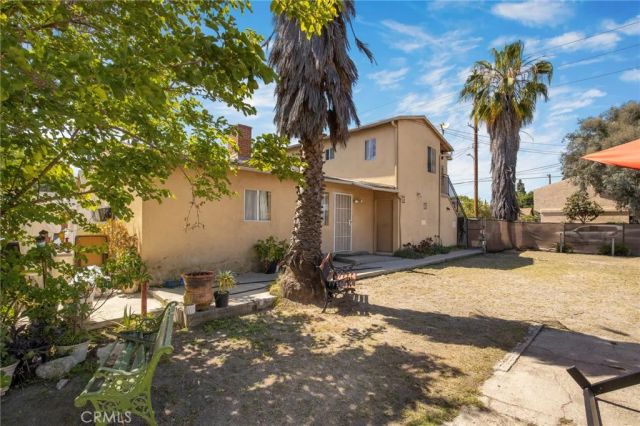 11234 Hatteras, North Hollywood, CA 91601