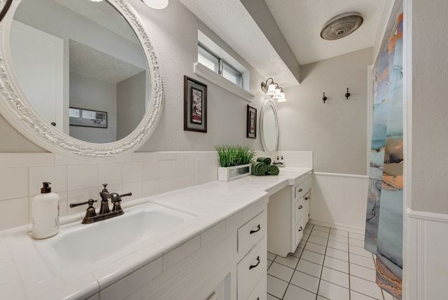 6302 Buena Vista Drive, Greenville, TX 75402