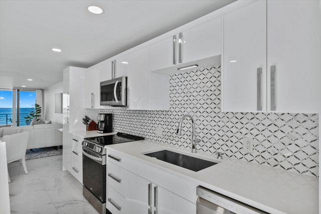 900 Ocean Drive 504, Juno Beach, FL 33408