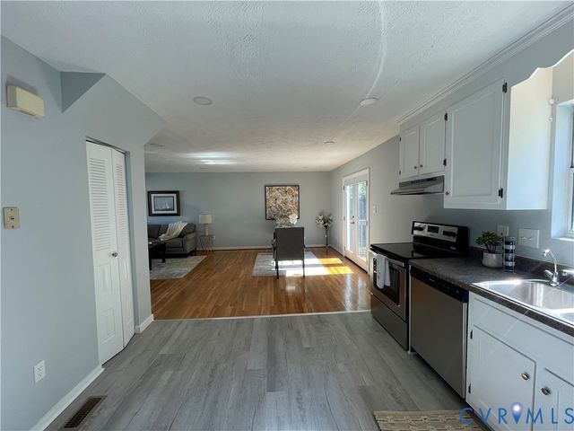 971 Yates Ct, Henrico, VA 23223