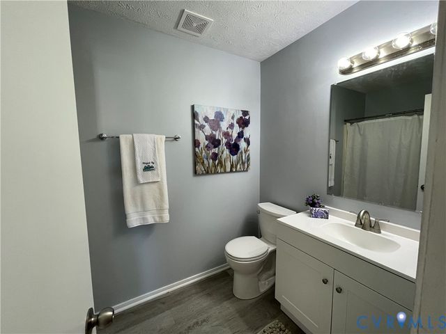 971 Yates Ct, Henrico, VA 23223